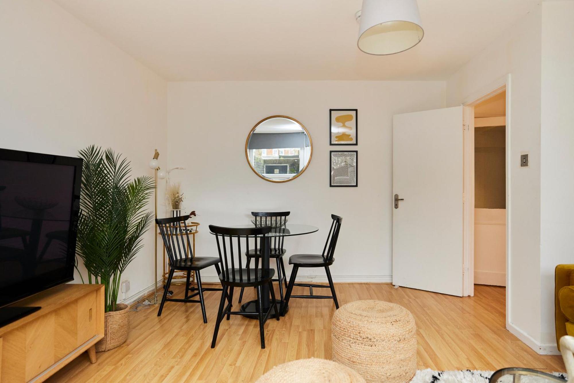 The Kennington Park Crib - Lovely 2Bdr Flat With Garden Londra Esterno foto